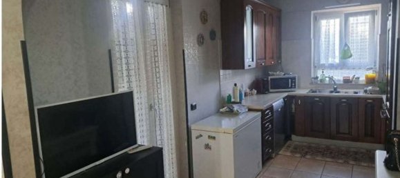 Apartamento de 5 divisões em Ardea, Italy N.º 14976 4