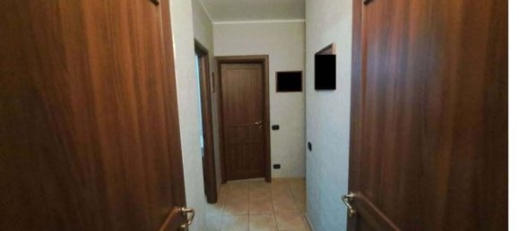 Apartamento de 5 divisões em Ardea, Italy N.º 14976 7