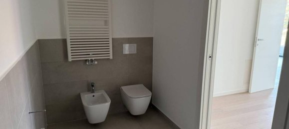 Apartamento de 2 divisões em Trieste, Italy N.º 37075 8