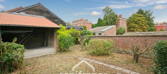 5 غرف نوم منزل في Saint-Quentin, France رقم 352598 3