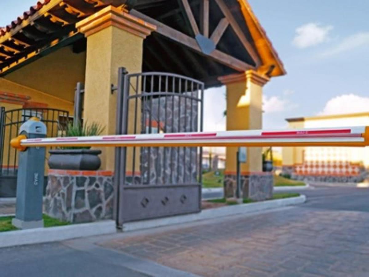 3 bedrooms House in Tecamac de Felipe Villanueva, Mexico No. 215722