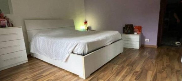 3-salle Appartement à Arcore, Italy No. 37789 29