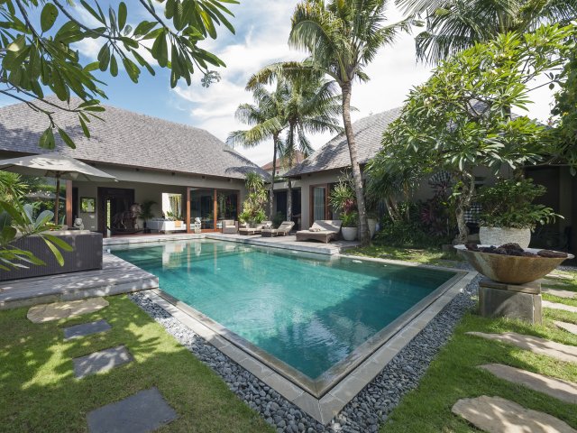 3 chambres villa à louer à Seminyak, Badung, Bali, Indonesia № 3075