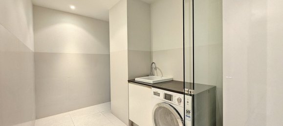 3 bedrooms Apartment in Porto, Portugal No. 97837 14