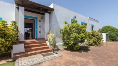 Дом с 3 спальнями в Ла Олива, Испания № 170119