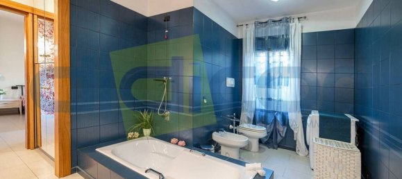 6 bedrooms Villa in Varazze, Italy No. 313170 17