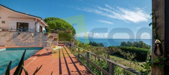 6 bedrooms Villa in Varazze, Italy No. 313170 3
