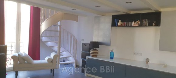 2 غرف نوم منزل ذو طابقين في Nice, France رقم 338552 4