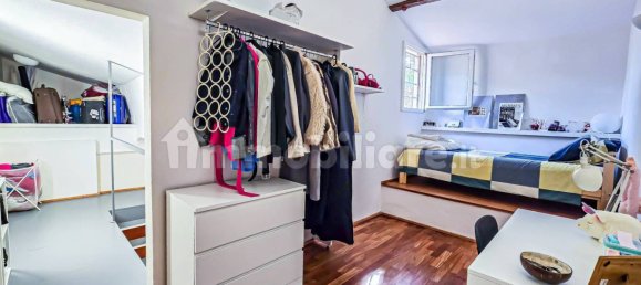 4 Schlafzimmer Wohnung in Florence, Italy, Nr. 324453 17