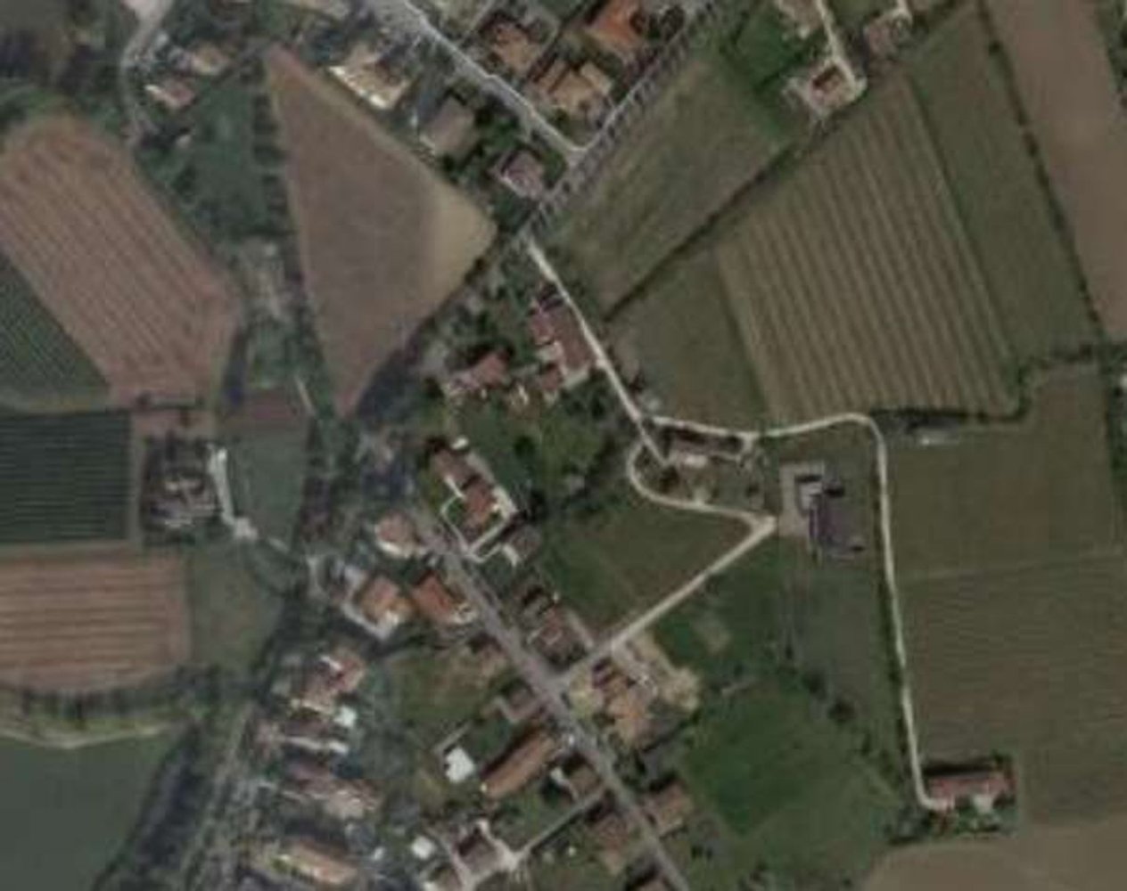  Land in Buggiano, Italy No. 396468