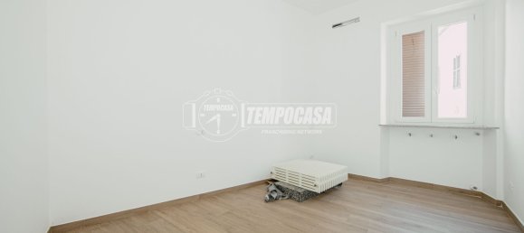 Apartamento de 3 habitaciónes en Robbio, Italy No. 298117 10