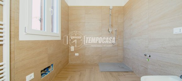 Apartamento de 3 habitaciónes en Robbio, Italy No. 298117 15
