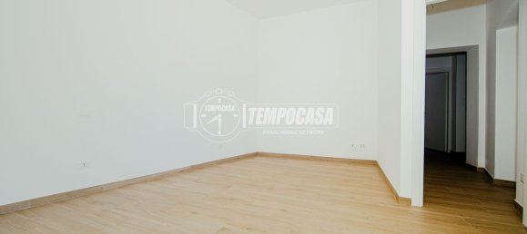 Apartamento de 3 habitaciónes en Robbio, Italy No. 298117 23