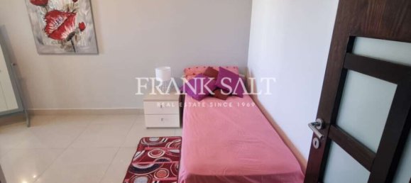 Квартира с 3 спальнями в Сент-Джулианс, Мальта № 5350 7