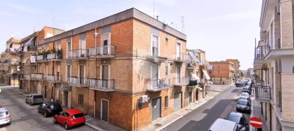 2 Schlafzimmer Wohnung in Lucera, Italy, Nr. 337186 9