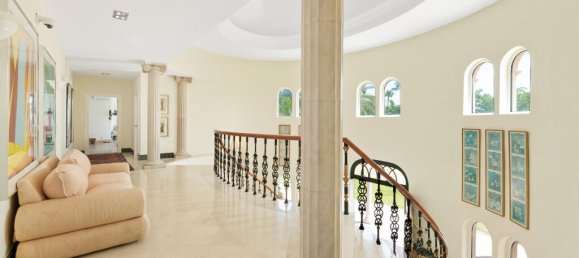 8 chambres Villa à Estepona, Spain No. 55349 4