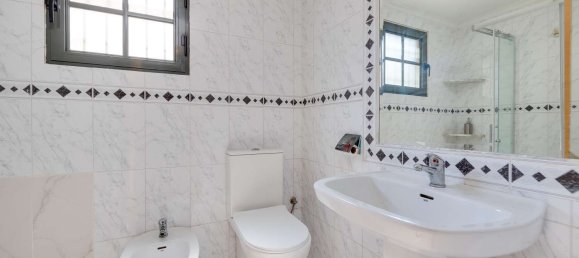 2 bedrooms Apartment in Alicante, Spain No. 185605 12