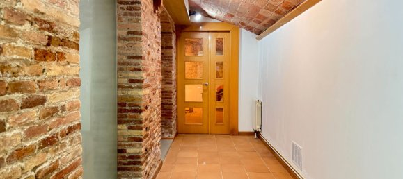 Gewerbliche Immobilie in Sant Marti, Spain 148m², Nr. 68376 8