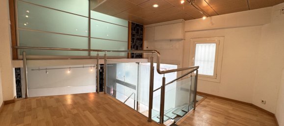 Gewerbliche Immobilie in Sant Marti, Spain 148m², Nr. 68376 28