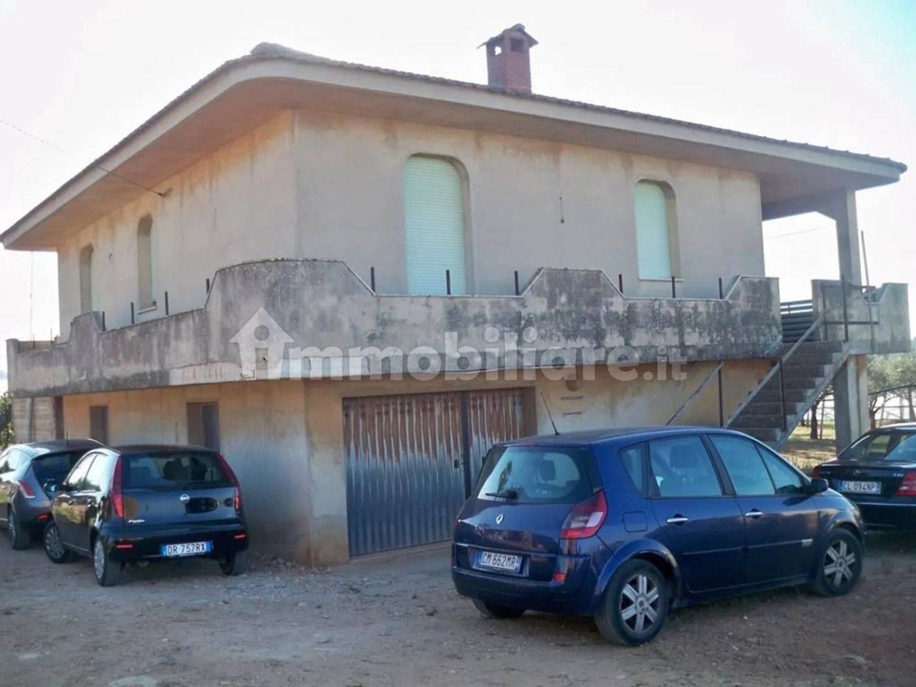 7 bedrooms Villa in Vittoria, Italy No. 200023