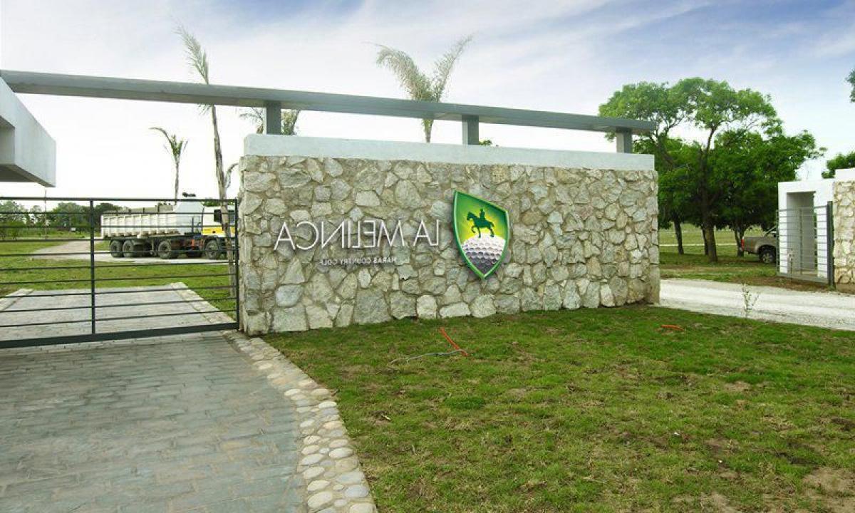  Land in Cordoba, Argentina No. 48035