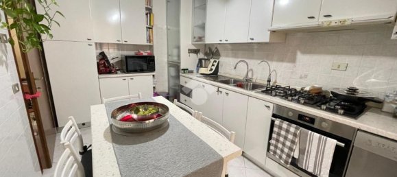 Квартира с 3 спальнями в Арконате, Италия № 357947 11