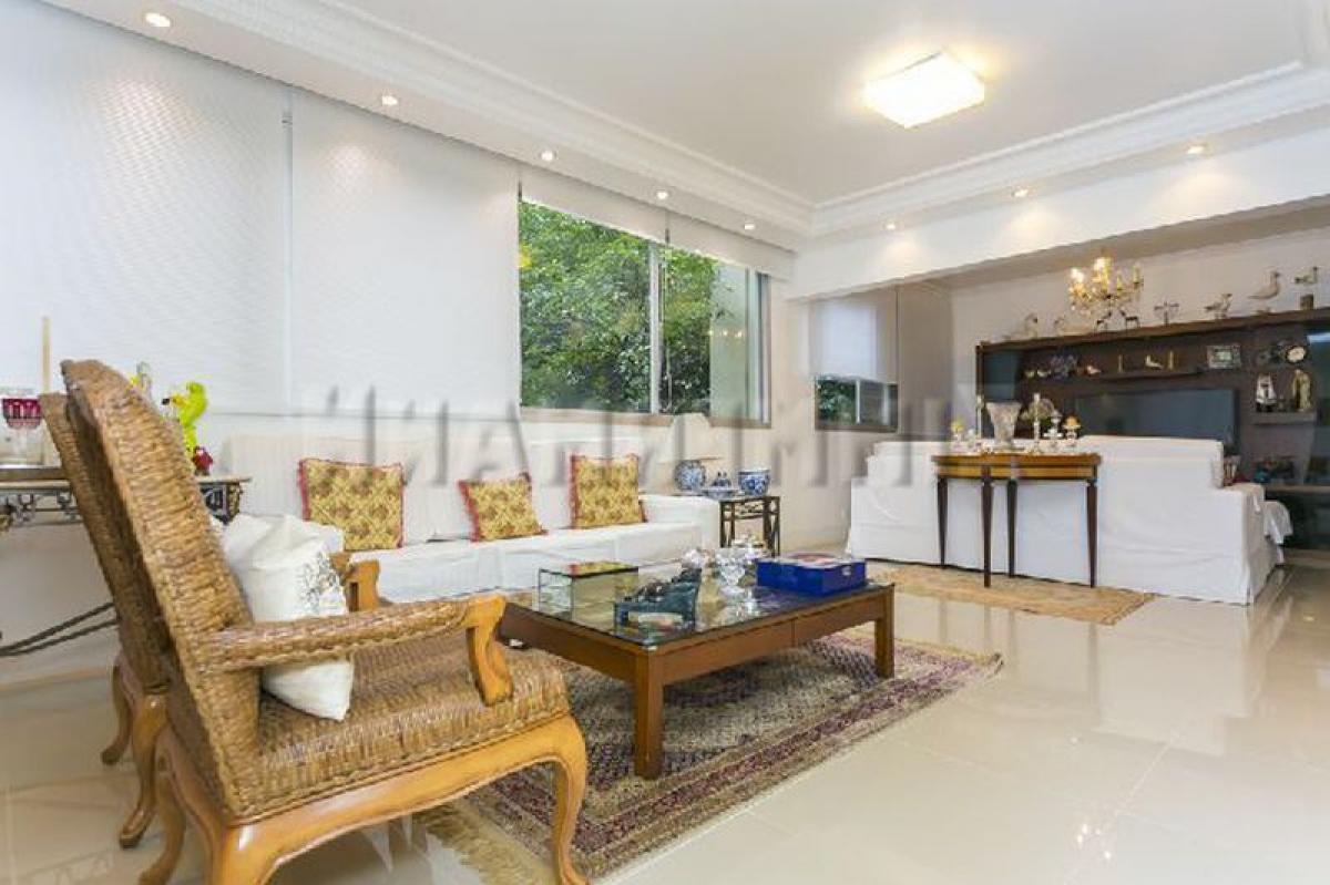 Квартира с 4 спальнями в Сан-Паулу, Бразилия № 585775