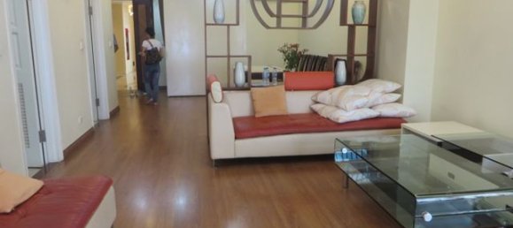 3 bedrooms Apartment in Tay Ho, Vietnam No. 288 2