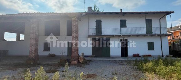 2 bedrooms House in Cuneo, Italy No. 319051 18