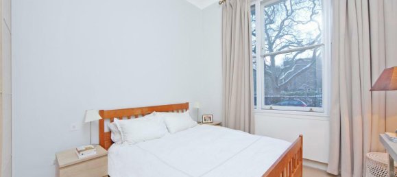2 bedrooms Apartment in London, United Kingdom No. 12880 6