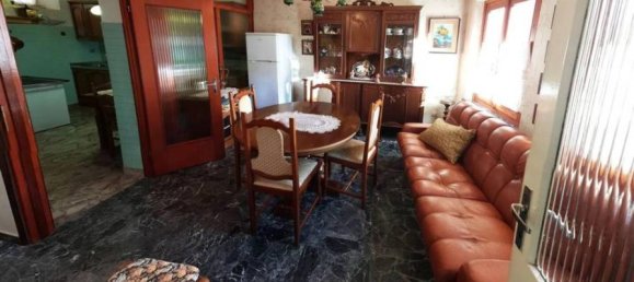 5-salle Villa à Pordenone, Italy No. 37356 72