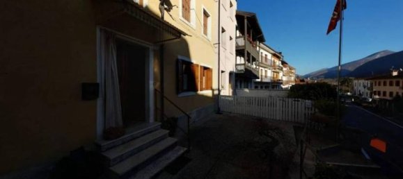 5-salle Villa à Pordenone, Italy No. 37356 32