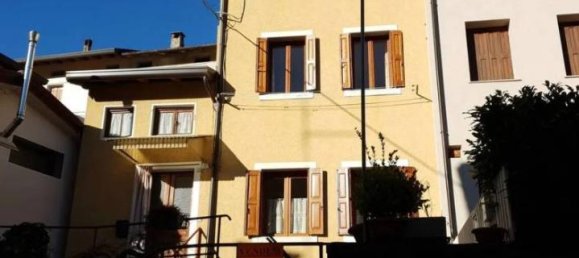 5-salle Villa à Pordenone, Italy No. 37356 44