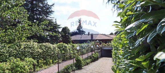 6 bedrooms Villa in Sirtori, Italy No. 380081 39