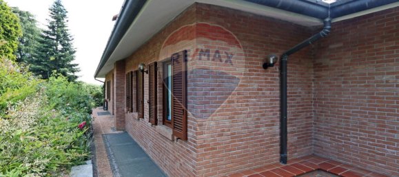 6 bedrooms Villa in Sirtori, Italy No. 380081 31