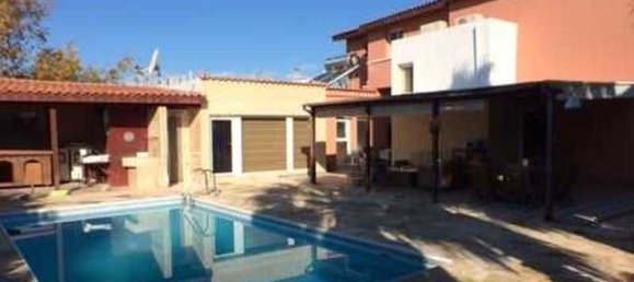 Imóvel comercial T5 em Pyrgos, Cyprus N.º 7628 8