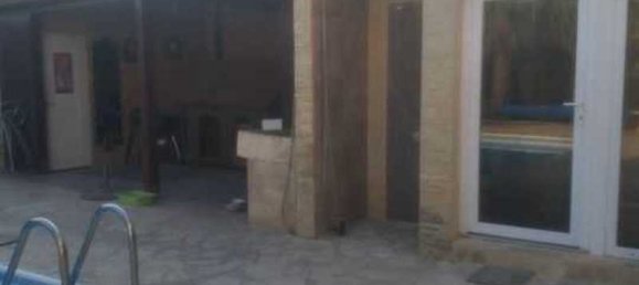 Imóvel comercial T5 em Pyrgos, Cyprus N.º 7628 4