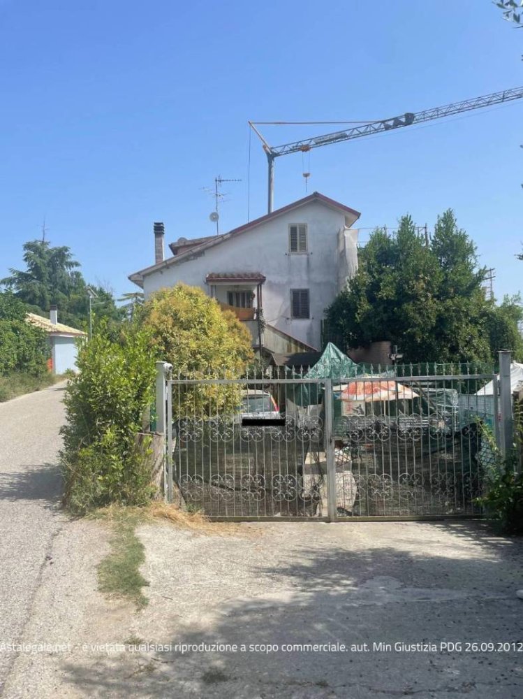 Studio in Castorano, Italy No. 374259