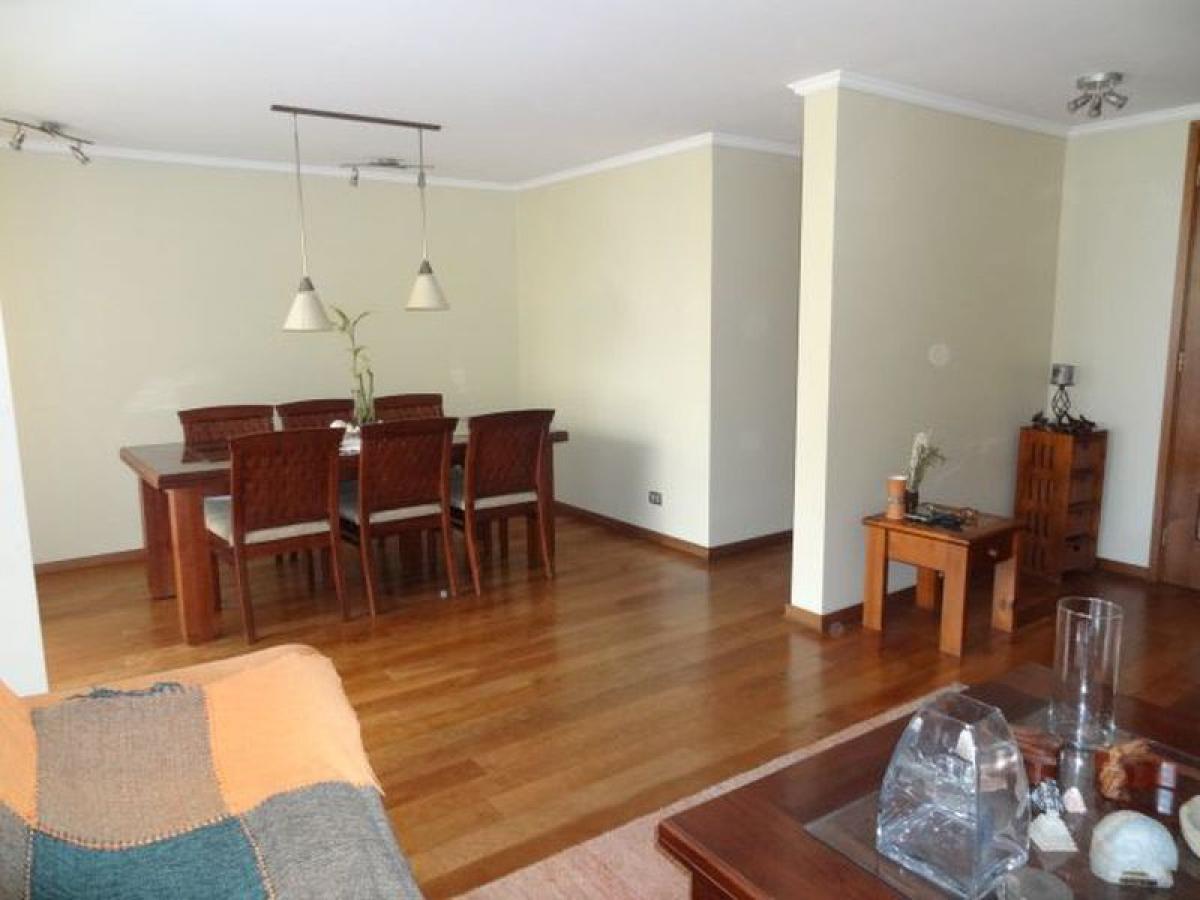 3 bedrooms Apartment in Santiago, Chile No. 3254