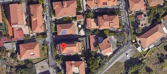 4 rooms Apartment in Misterbianco, Italy No. 260960 8