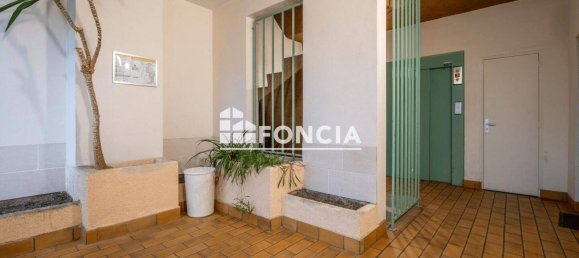 2 bedrooms Apartment in Fleury-les-Aubrais, France No. 40400 6