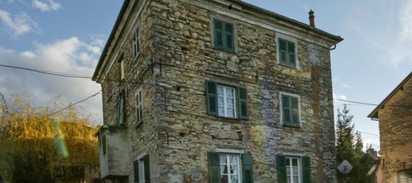 5 bedrooms House in Gavi, Italy No. 103719 4