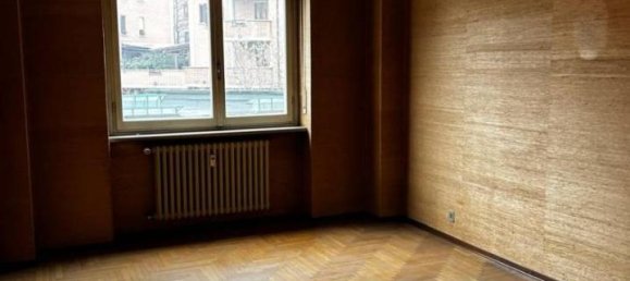 Apartamento de 3 divisões em Turin, Italy N.º 31733 18