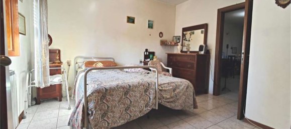 6 rooms House in Lucca, Italy No. 210950 14