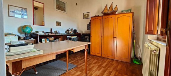 6 rooms House in Lucca, Italy No. 210950 23