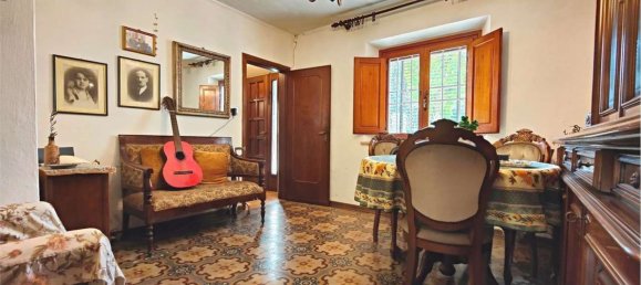 6 rooms House in Lucca, Italy No. 210950 8