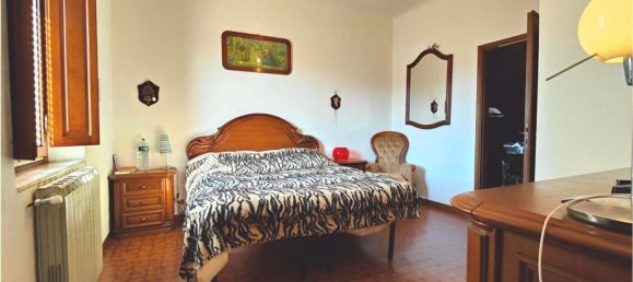 6 rooms House in Lucca, Italy No. 210950 21