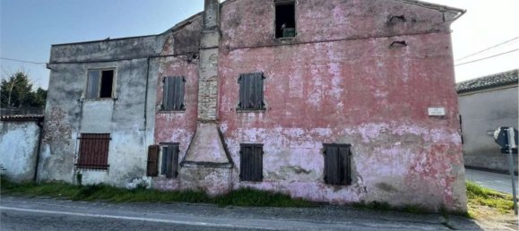 10 rooms House in Gavello, Italy No. 159501 3