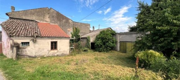 10 rooms House in Gavello, Italy No. 159501 5