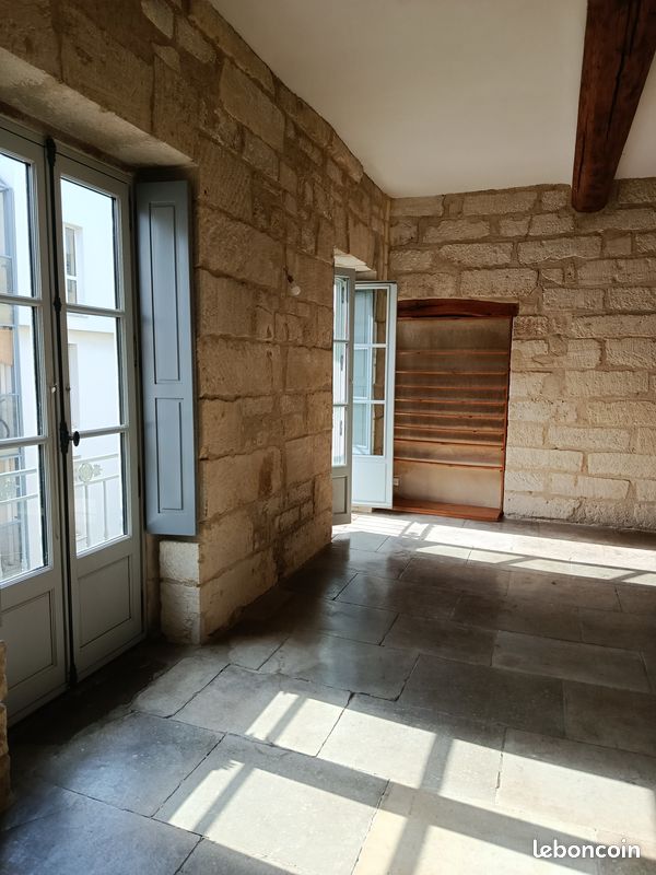 3 bedrooms Apartment in Montpellier, France No. 336268